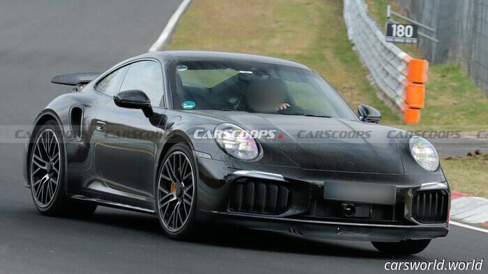 2026 Porsche 911 Turbo S Catturato non dissimulato, potrebbe confezionare quasi 700 cavalli ibridi / Carscoops